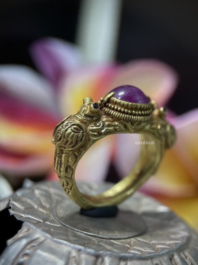 Partridge Ring with Ruby Approximate ring size: EU 55