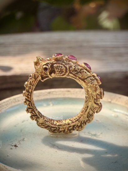 แหวนพญานาคล้อมทับทิม ขนาดนิ้วมือประมาณ 56