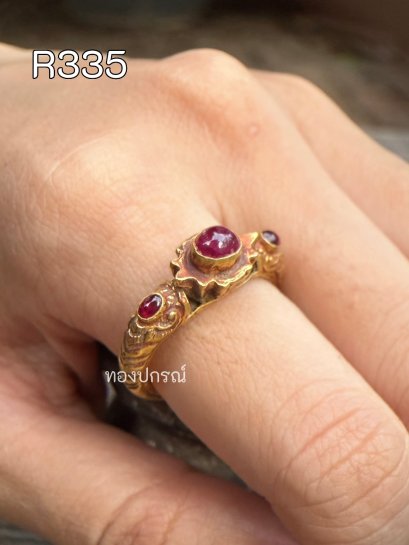 แหวนทองคำโบราณประดับทับทิม ขนาด 57