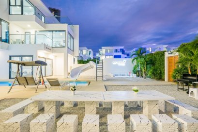 POOL VILLA 12 BED ROOM