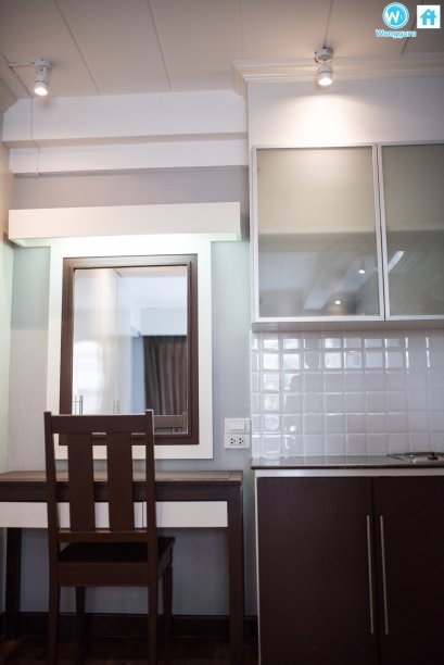 งานรีโนเวทห้องและซ่อมแซมเฟอร์นิเจอร์ Service apartment อายุกว่า 30 ปี