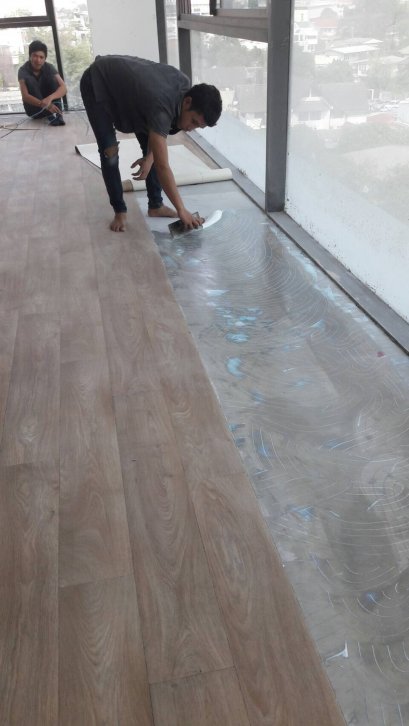 นวัตกรรมกระเบื้องยางลายไม้ UNIX by SCG รุ่นลดแรงกระแทก (Shock absorption floor)