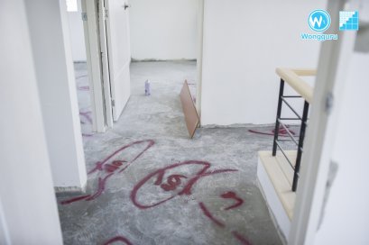 พื้นไม้ลามิเนตกับกระเบื้องยางลายไม้และการปรับพื้นแบบขัดหยาบทำอย่างไร