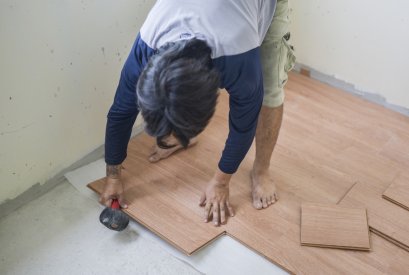 เทคนิคการปูพื้นไม้ลามิเนตความหนา 8 มม.