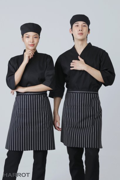 ผ้ากันเปื้อน ผ้ากันเปื้อนเชฟ ผ้ากันเปื้อนพ่อครัว ผ้ากันเปื้อนกุ๊ก ผ้ากันเปื้อนเสิร์ฟ ครึ่งสั้น ลายลาครัว สีดำ (FSA0111)