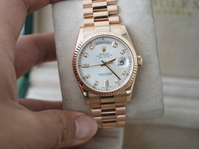 Rolex Day-Date 118235 Size 36mm.