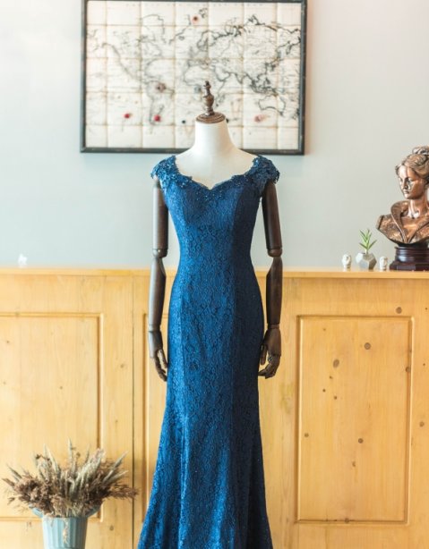 ชุดราตรียาว