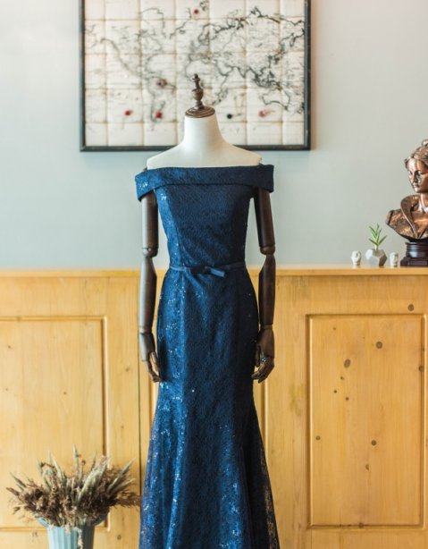 ชุดราตรียาว