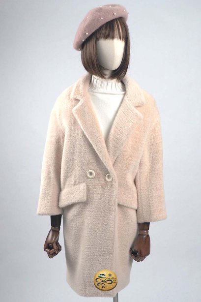 เช่าเสื้อโค้ทผู้หญิง รุ่น Faux Mink Fluffy Light Peach Swing Double Breasted Coat	 902GCL282FACRXL1