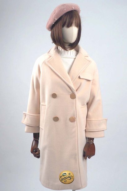 เช่าเสื้อโค้ทผู้หญิง รุ่น  Light Peach Swing Double Breasted Velvet Coat  905GCL409FACRM1