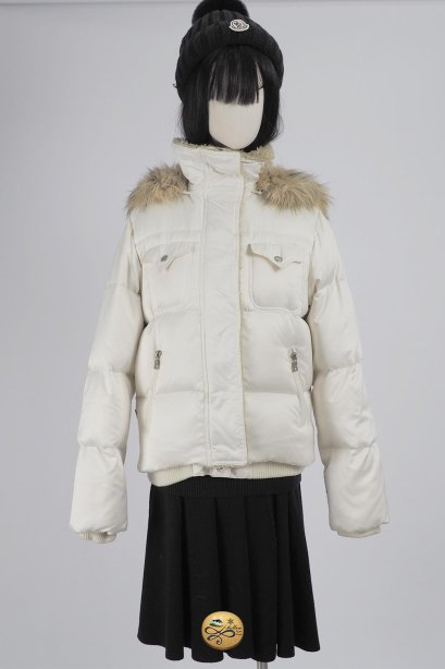 เช่าเสื้อขนเป็ด รุ่น  Down Jacket 2008GCS795FAWH1