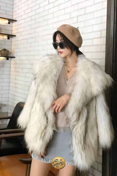 เช่าแจ็คเก็ตเฟอร์ รุ่น Fur Faux Chantilly Lace jacket	909GJF530FAWHL