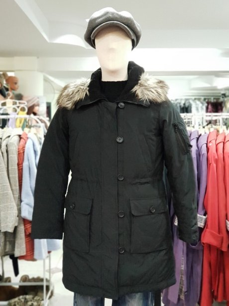 เช่าเสื้อกันหนาว รุ่น  UNIQLO Goose Down Jacket 902GJL110UQBKL1