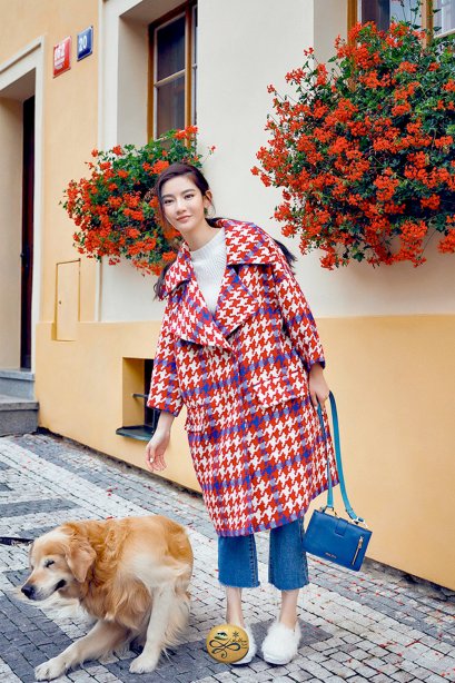 เช่าเสื้อโค้ทผู้หญิง รุ่น  Christmas Plate Breasted Coat	0911GCL065FARE3XL-4XL1