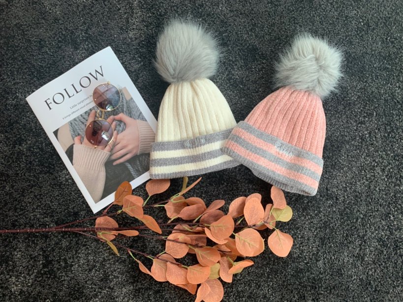 หมวกไหมพรม ปอม ปอม