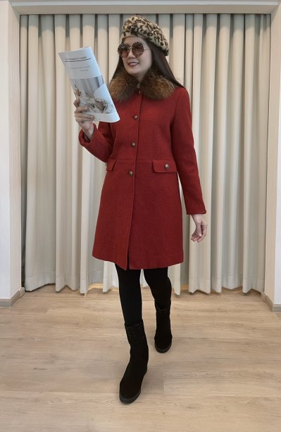 เช่าเสื้อโค้ทผู้หญิง รุ่น Fox Fur collar Borgonha Coat  2006GCL752FARE1