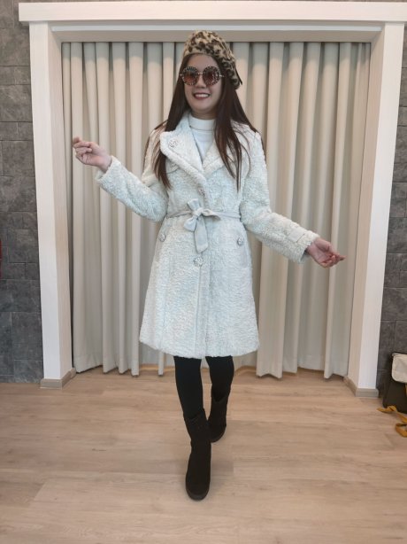 เช่าเสื้อโค้ทผู้หญิง  รุ่น Cannolli Cream Faux Fur Pricess Dress Coat	2107GCL1299FACR1