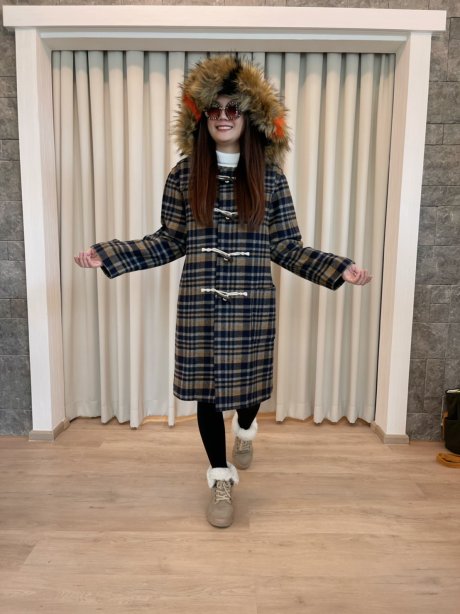 เช่าเสื้อกันหนาว รุ่น Bristol Black Strip in Brown Foxtrot Duffle Coat	 2109GCL1564FAMX1