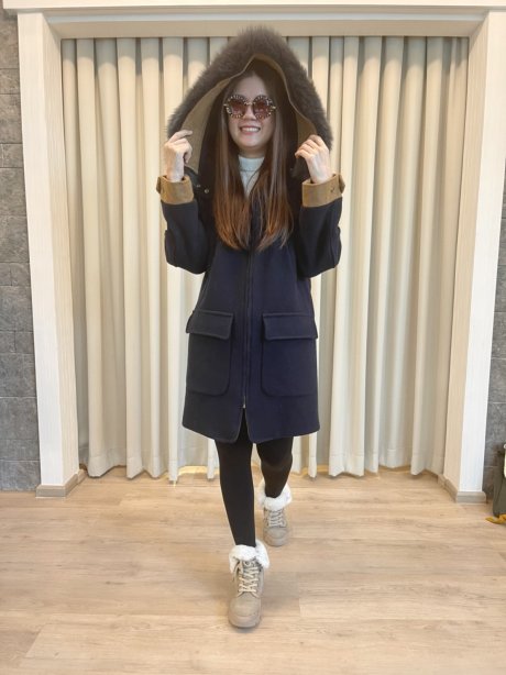 เช่าเสื้อโค้ทผู้หญิง รุ่น Fox Fur Hood Bunker Hill Blue Coat  2006GCL725FABL1