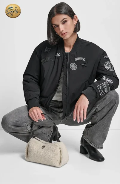 เช่าเสื้อกันหนาว รุ่น Black Logo Patch Bomber Jacket WINTERCLOTHFA0298