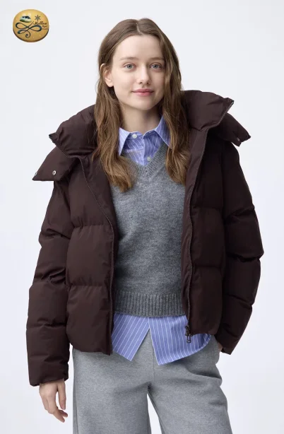 เช่าเสื้อกันหนาว รุ่น Brown Hooded Puffer Jacket WINTERCLOTHFA0289