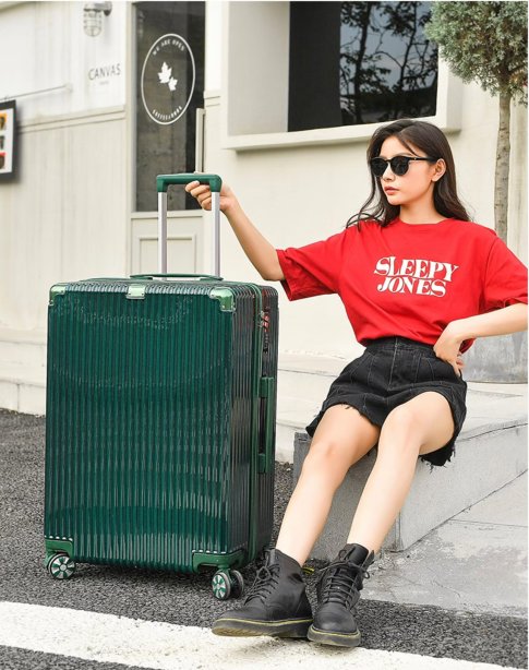 เช่ากระเป๋าเดินทาง 29 นิ้ว รุ่น Zipper Luggage  (904URZ004BK29-1)