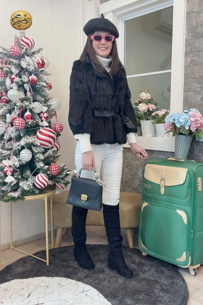 เช่าแจ็คเก็ตเฟอร์ รุ่น  Wrought Iron Fur Jacket	2111GCF1761FABK1