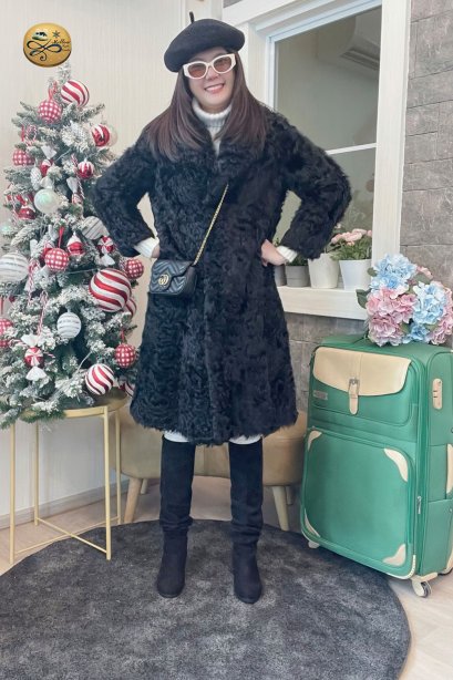 เช่าเสื้อกันหนาว รุ่น French Beret Fur Jacket	2101GCF950FABK1