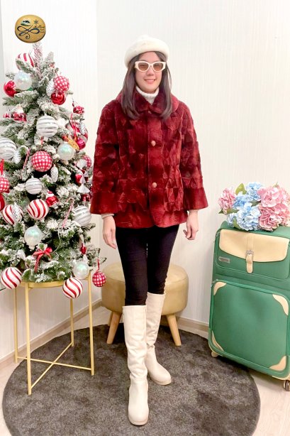 เช่าเสื้อโค้ทผู้หญิง  รุ่นAwning Red Fur Coat	2103GCF1009FARE1
