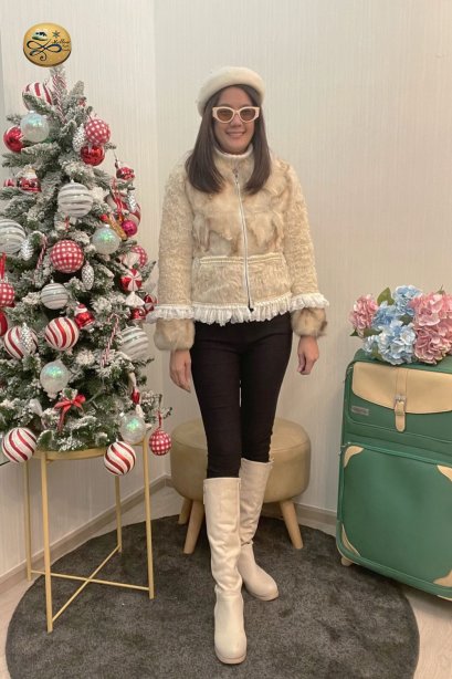 เช่าเสื้อโค้ทผู้หญิง  รุ่น  Marfil Puro Fur Jacket	2105GCF1058FAWH1
