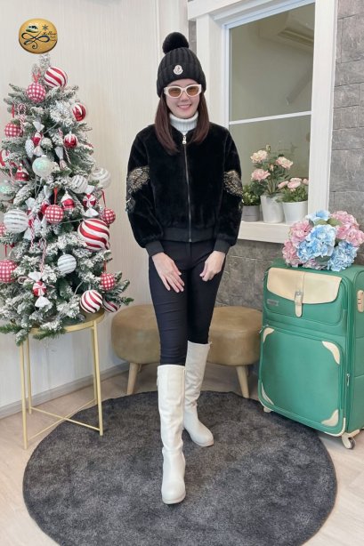 เช่าเสื้อกันหนาว รุ่น Black Onyx Faux Fur Coat	2108GCF1463FABK1