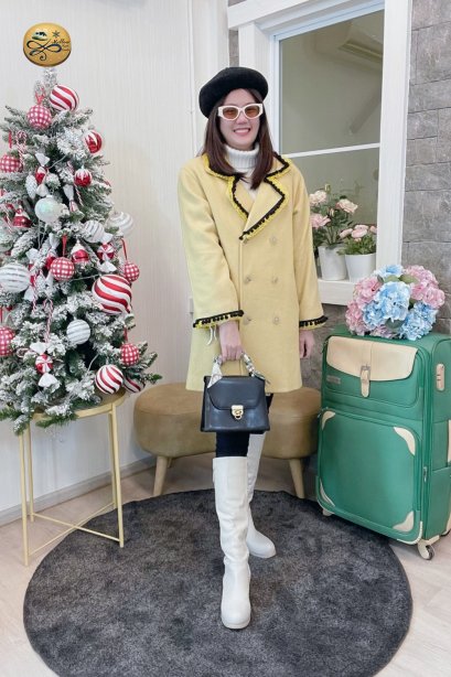 เช่าเสื้อกันหนาว รุ่น  Lemon Chiffon Double Breasted Coat	2111GCL1774FAYE1