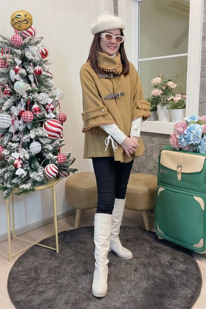 เช่าเสื้อกันหนาว รุ่น  Cuban Brown Sand Capelet Coat 	2204GCL1889FABR1