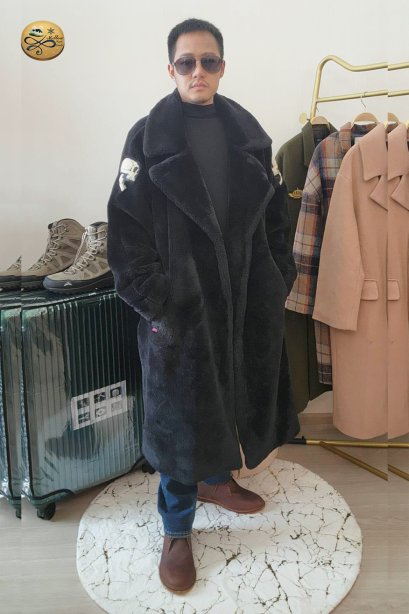 เช่าเสื้อกันหนาว รุ่น  Polar Night  Fur Coat   2207MCF1977FABK1