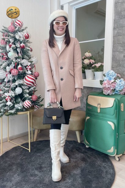 เช่าเสื้อกันหนาว รุ่น  Cream Toffee Brown Double Breasted Coat	2209GCL1991FABR1