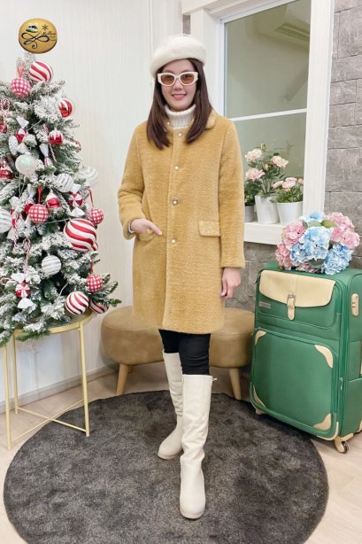 เช่าเสื้อโค้ทผู้หญิง รุ่น  Faux Mink Fluffy Baguette Top Coat  905GCF2032FABRM1