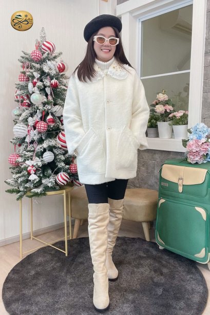 เช่าเสื้อโค้ทผู้หญิง รุ่น  &quot;Faux Mink Fluffy  Chantilly Lace Pea Coat&quot;  902GCL279FAWHXL1