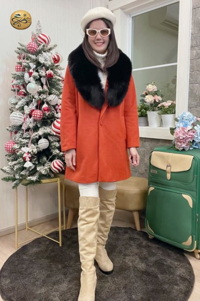 เช่าเสื้อโค้ทผู้หญิง รุ่น  Fox Fur collar Borgonha Coat   2006GCL748FARE1