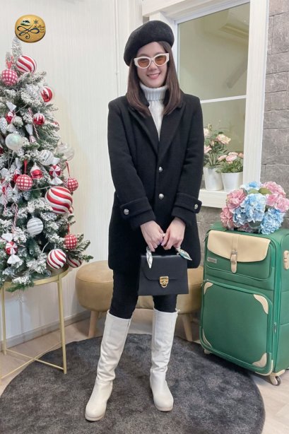 เช่าเสื้อโค้ทผู้หญิง รุ่น  Black Beauty Coat  2006GCL750FABK1