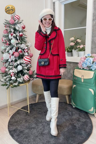 เช่าเสื้อโค้ทผู้หญิง รุ่น  Carmim Princess Coat  2006GCL784FARE1