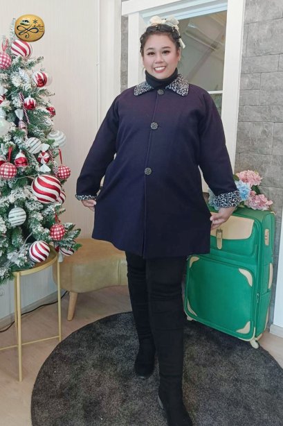 เช่าเสื้อโค้ทผู้หญิง  รุ่น  Rust Oleum Flat Black Peacoat with Black and White Tiger  Fuax Fur collar	2101GCL868FABK1