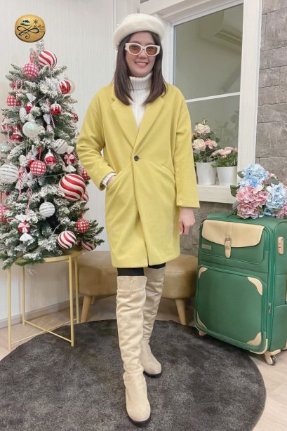เช่าเสื้อโค้ทผู้หญิง   รุ่น  Daisy Yellow Chain Single Breasted Coat	2109GCL901FAYE1