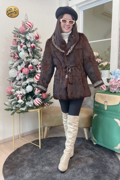 เช่าเสื้อกันหนาว รุ่น  Chestnut Brown Fur Jacket	2101GCF952FABR1