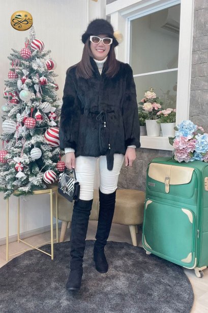 เช่าเสื้อโค้ทผู้หญิง  รุ่น French Beret Fur Jacket	2101GCF981FABK1