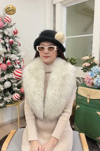 Faux Fur Scarf 904GFUR012WHF1