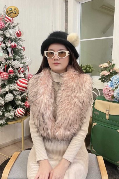 Faux Fur Scarf 904GFUR010PKF1