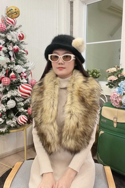 Faux Fur Scarf  2108GFUR023BRF1