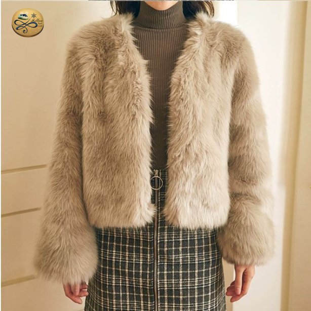 เช่าแจ็คเก็ตเฟอร์ รุ่น Fur Faux Putty jacket	909GJF533FABRL1