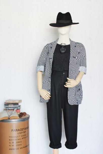 street fashion vintage mix and match