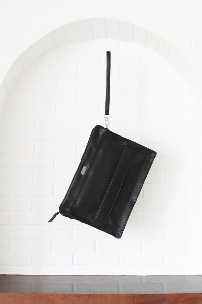 สตรีทแฟชั่น กระเป๋า คลัชท์ ทรงสี่เหลี่ยม หนังเทียม สีดำ